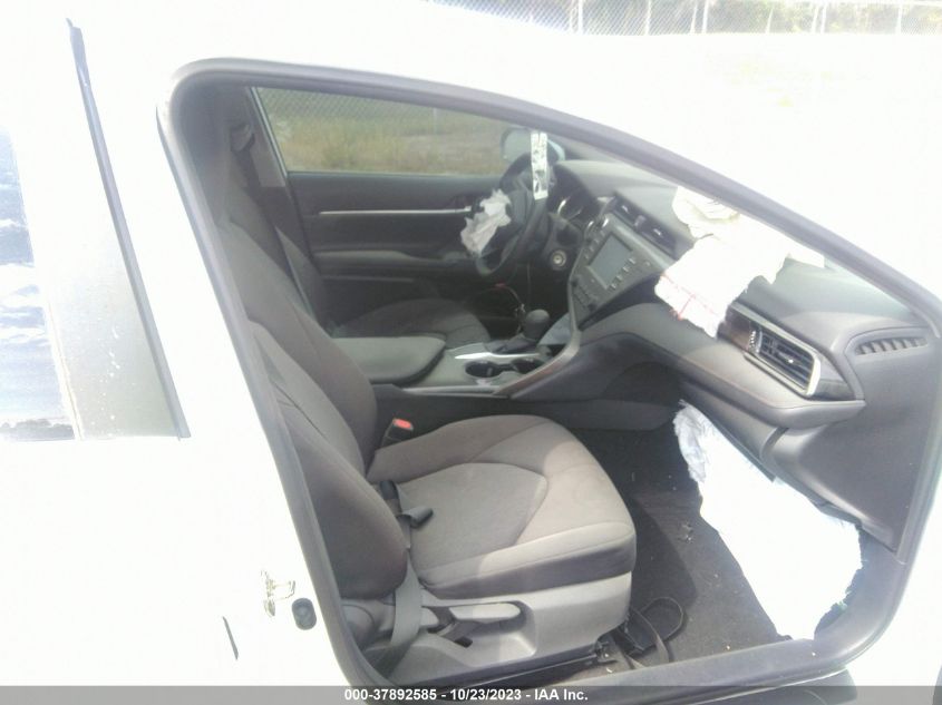 2020 TOYOTA CAMRY LE - 4T1C11AKXLU989210