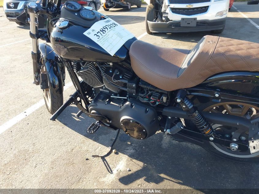 2016 HARLEY-DAVIDSON FXDLS 1HD1GS827GC325284