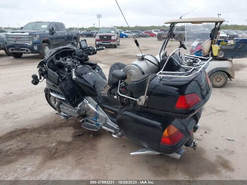 2002 HONDA GL1800 1HFSC47042A102143