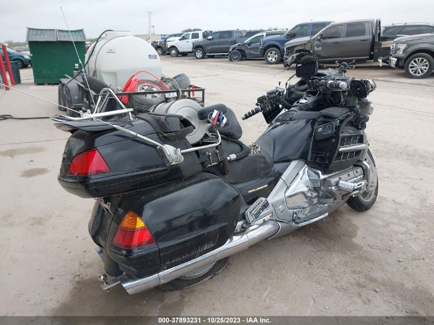 2002 HONDA GL1800 1HFSC47042A102143