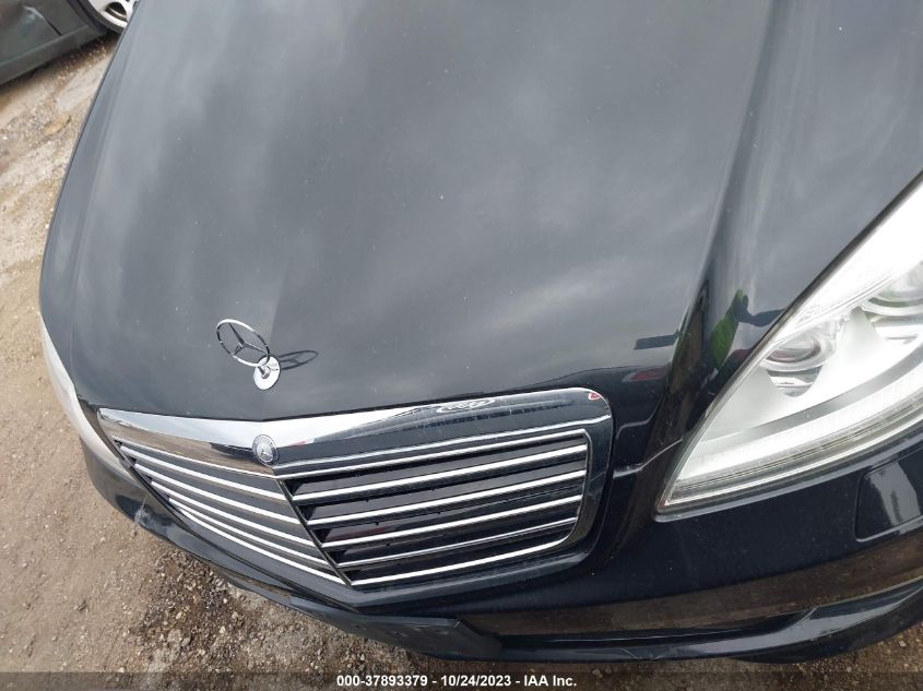 2013 MERCEDES-BENZ S 550 - WDDNG7DB7DA518571
