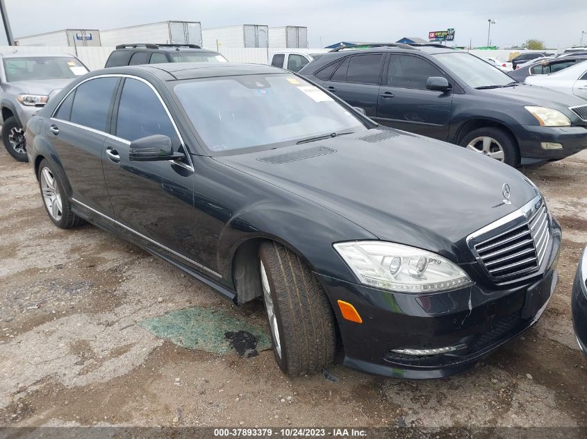 2013 MERCEDES-BENZ S 550 - WDDNG7DB7DA518571