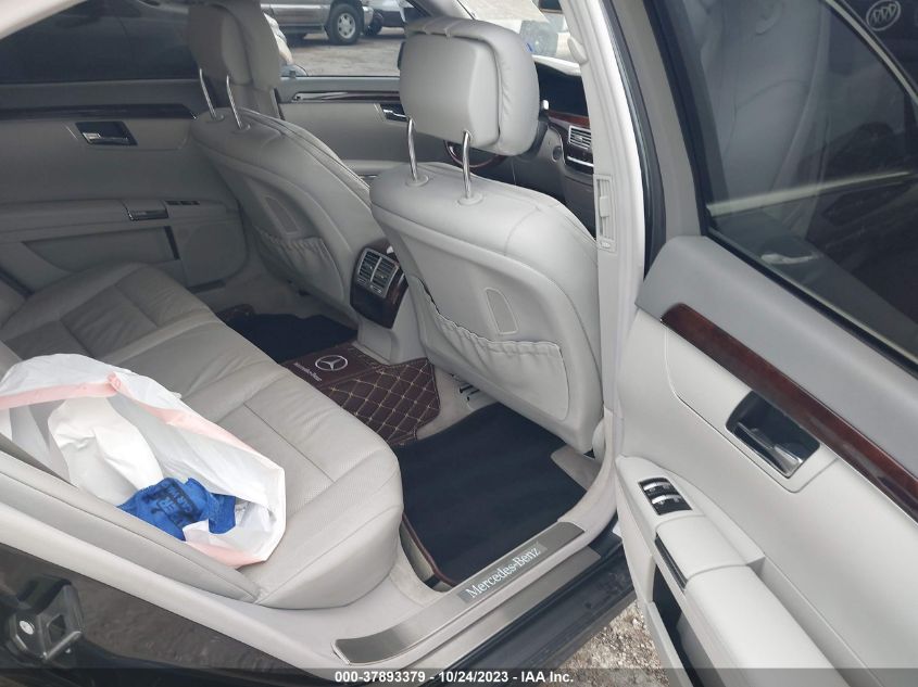 2013 MERCEDES-BENZ S 550 - WDDNG7DB7DA518571