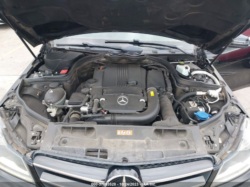 2014 MERCEDES-BENZ C 250 WDDGJ4HB6EG200037