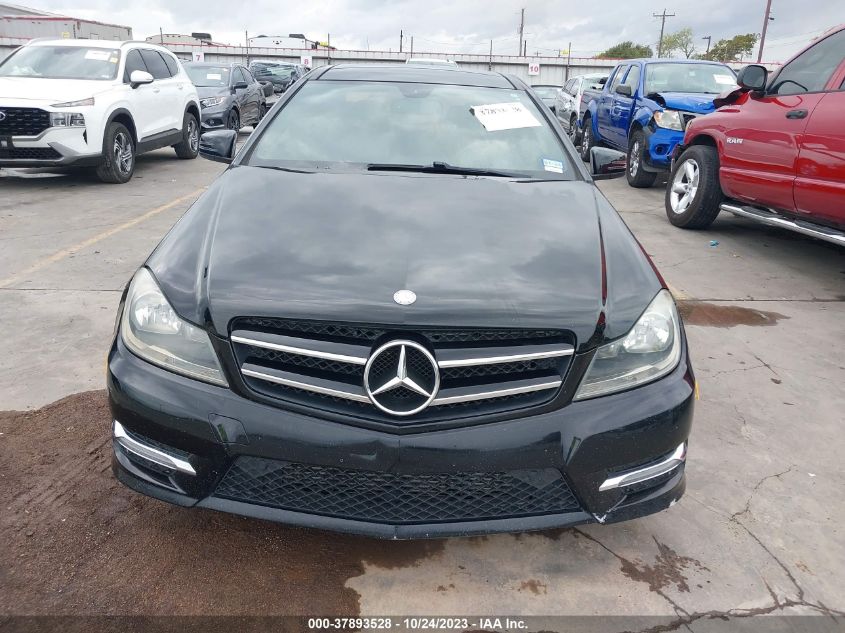 2014 MERCEDES-BENZ C 250 WDDGJ4HB6EG200037