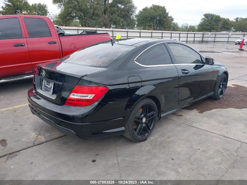 2014 MERCEDES-BENZ C 250 WDDGJ4HB6EG200037