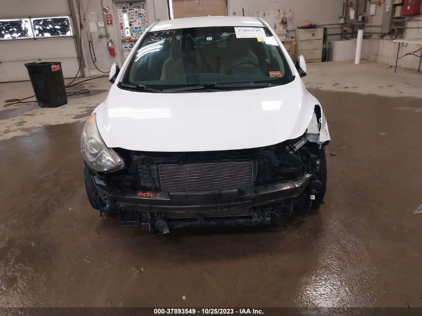 2013 HYUNDAI ELANTRA GT - KMHD35LE9DU106664