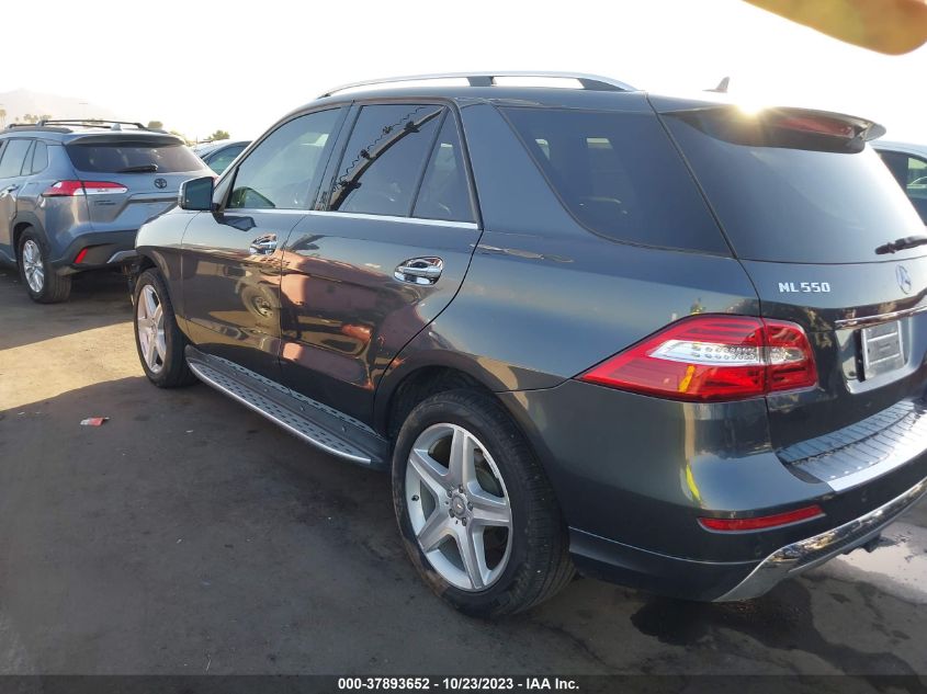 2014 MERCEDES-BENZ M-CLASS ML 550 4JGDA7DB7EA421360
