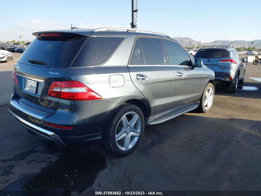 2014 MERCEDES-BENZ M-CLASS ML 550 4JGDA7DB7EA421360