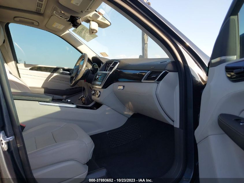2014 MERCEDES-BENZ M-CLASS ML 550 4JGDA7DB7EA421360