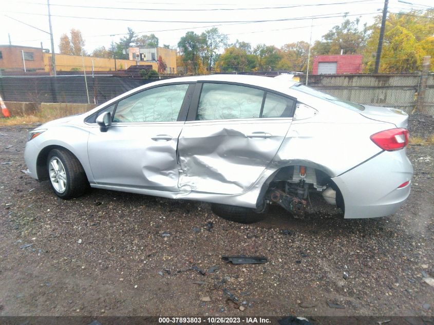 2018 CHEVROLET CRUZE LT - 1G1BE5SM3J7102952