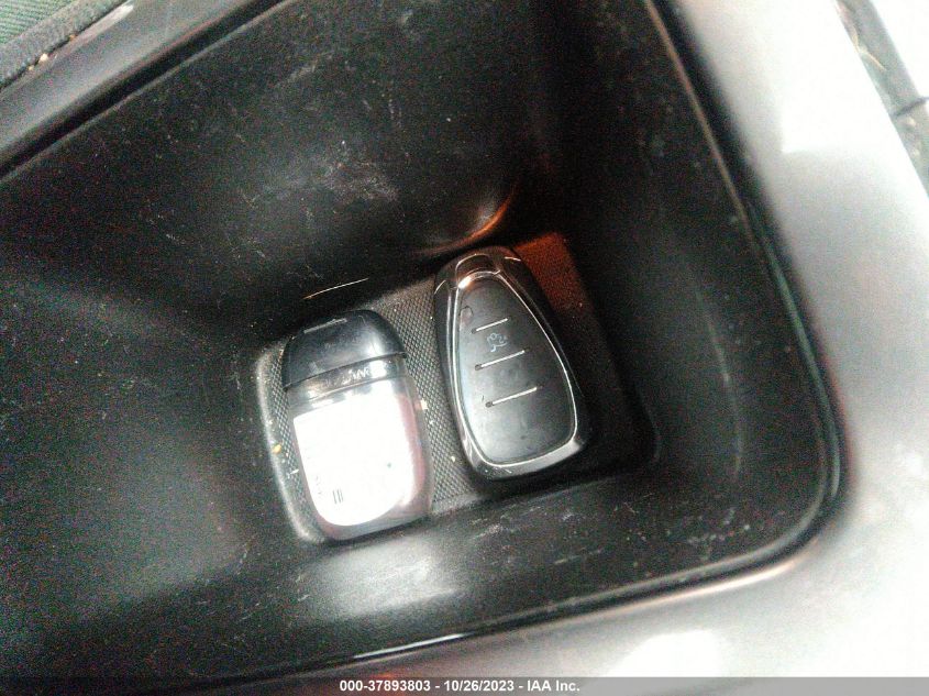 2018 CHEVROLET CRUZE LT - 1G1BE5SM3J7102952