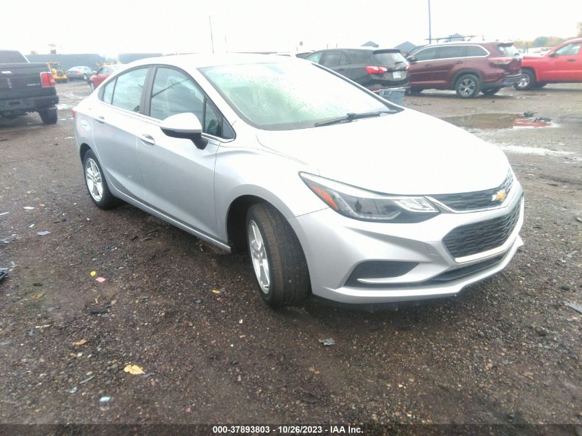 2018 CHEVROLET CRUZE LT - 1G1BE5SM3J7102952