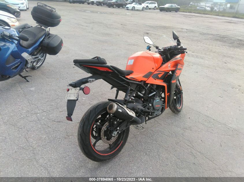 2022 KTM 390 RC MD2JYJ405NC218898