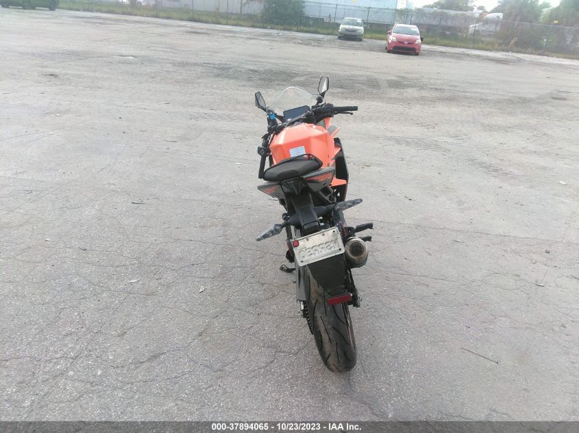 2022 KTM 390 RC MD2JYJ405NC218898