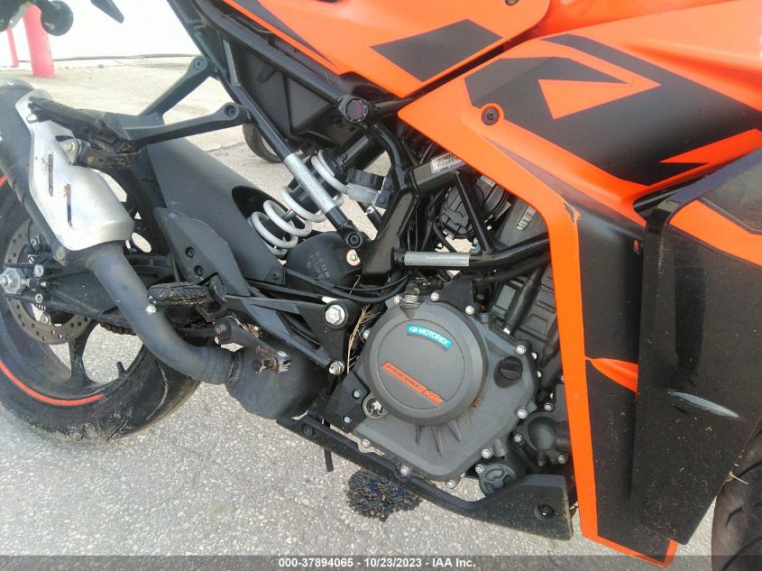 2022 KTM 390 RC MD2JYJ405NC218898
