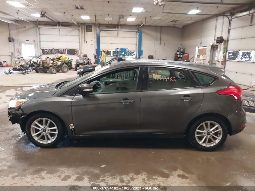 2015 FORD FOCUS SE - 1FADP3K20FL361836