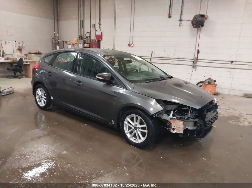 2015 FORD FOCUS SE - 1FADP3K20FL361836