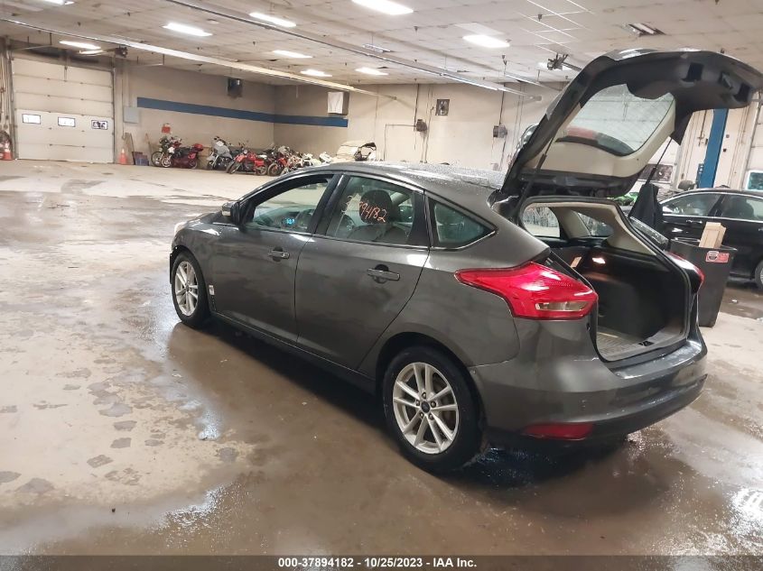 2015 FORD FOCUS SE - 1FADP3K20FL361836