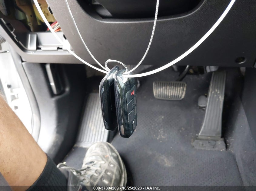 VIN 5XYPKDA54LG646747 2020 KIA SORENTO SX