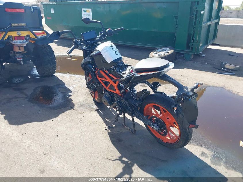 2022 KTM 390 DUKE MD2JPJ401NC251500