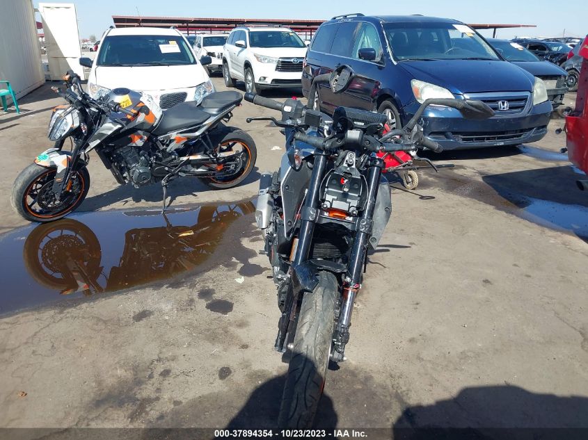 2022 KTM 390 DUKE MD2JPJ401NC251500
