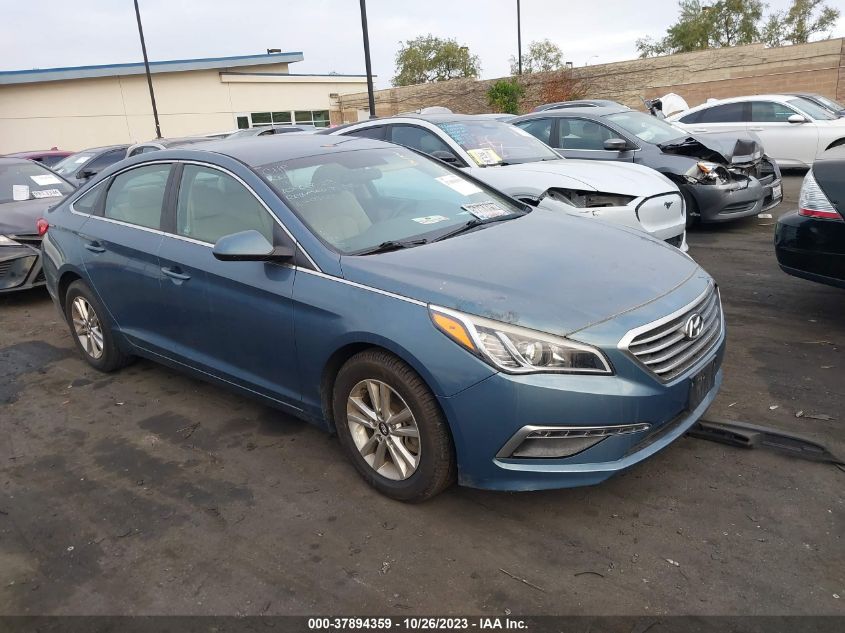 2015 HYUNDAI SONATA SE - 5NPE24AF9FH230559