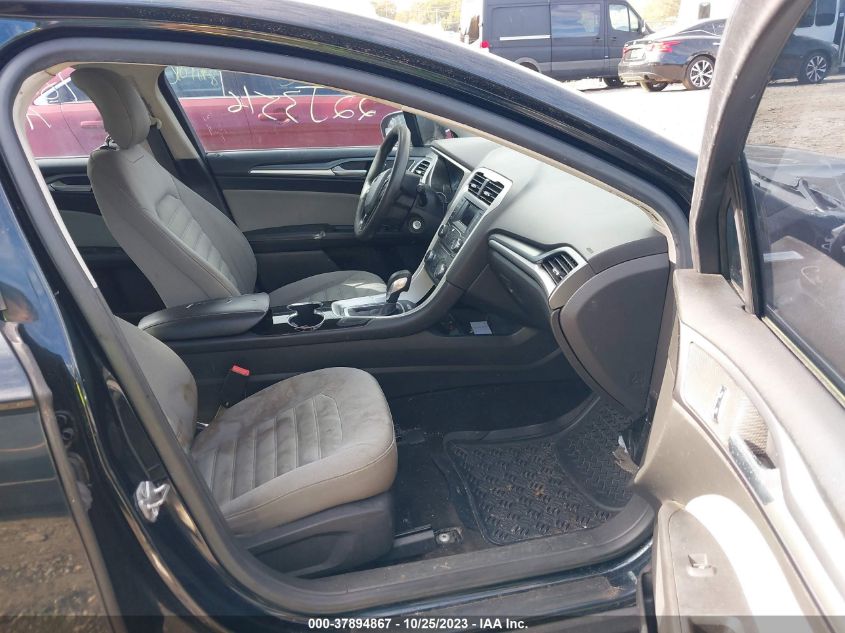 2014 FORD FUSION S - 3FA6P0G73ER295617