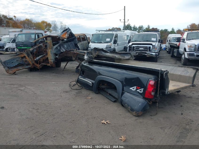 1GCHK24UX1E181800 | 2001 CHEVROLET SILVERADO 2500HD