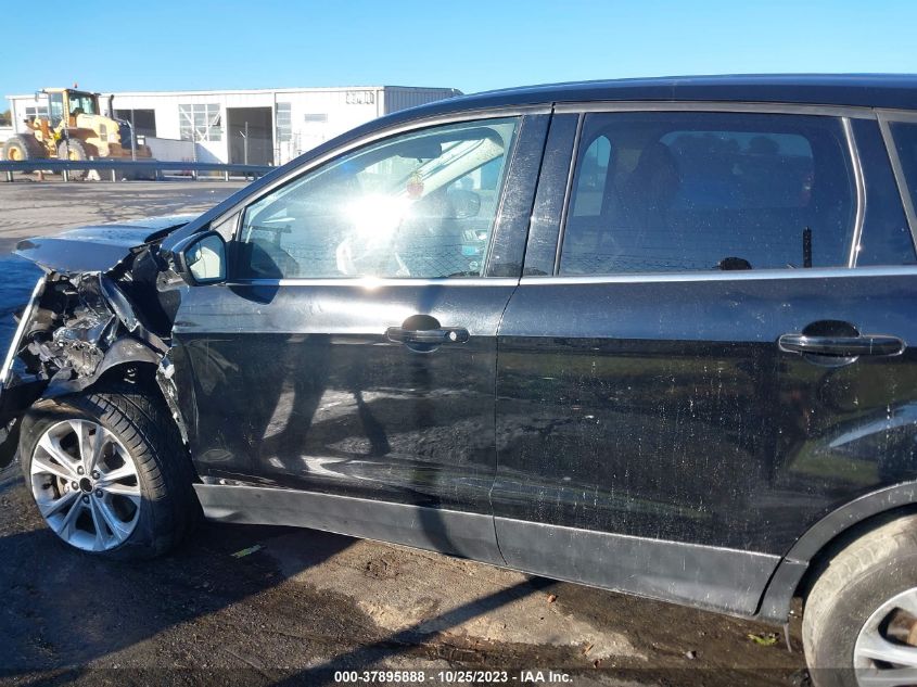 2017 FORD ESCAPE SE - 1FMCU0G93HUC52685