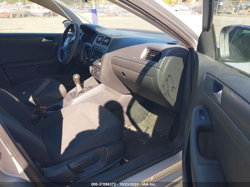 2013 VOLKSWAGEN JETTA SEDAN S 3VW1K7AJ1DM210461
