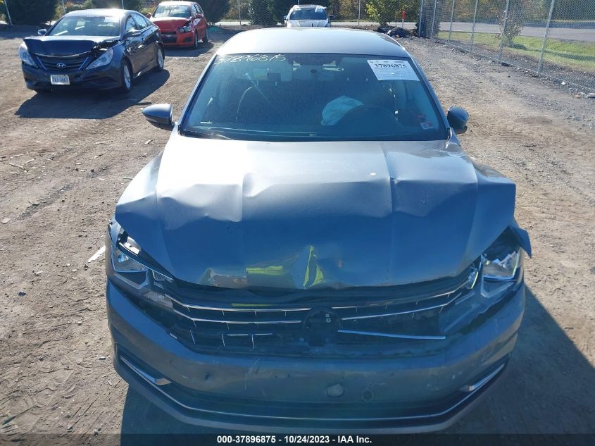 2017 VOLKSWAGEN PASSAT S - 1VWAT7A30HC003100