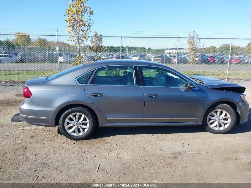 2017 VOLKSWAGEN PASSAT S - 1VWAT7A30HC003100