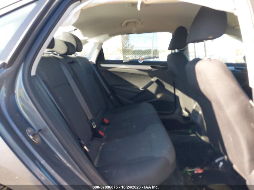 2017 VOLKSWAGEN PASSAT S - 1VWAT7A30HC003100