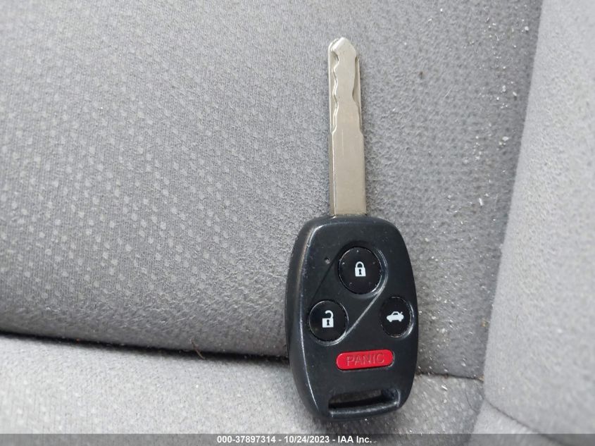 2013 HONDA CIVIC SDN LX 2HGFB2F58DH301525