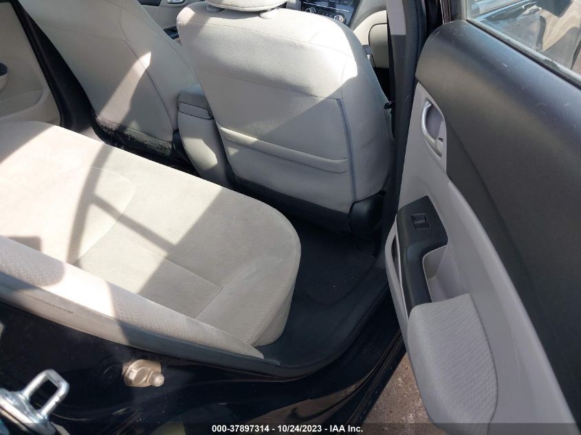 2013 HONDA CIVIC SDN LX 2HGFB2F58DH301525