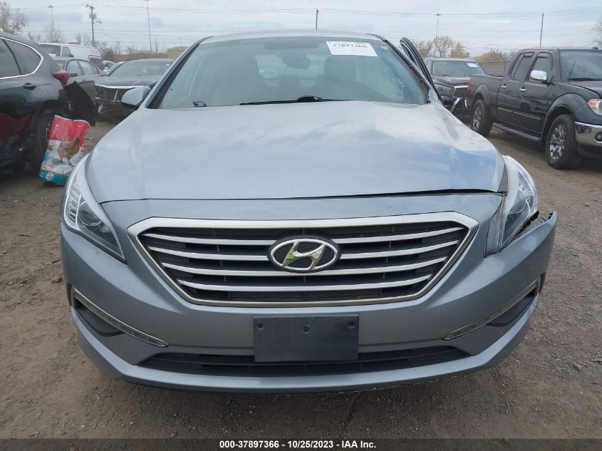 2015 HYUNDAI SONATA 2.4L SE - 5NPE24AF2FH017050