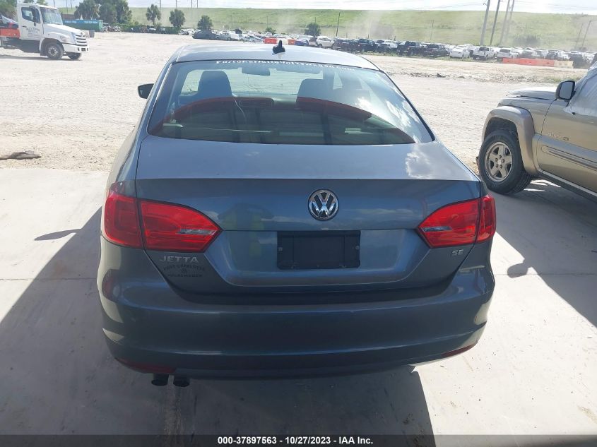 2014 VOLKSWAGEN JETTA SEDAN SE 3VWD17AJ4EM238188