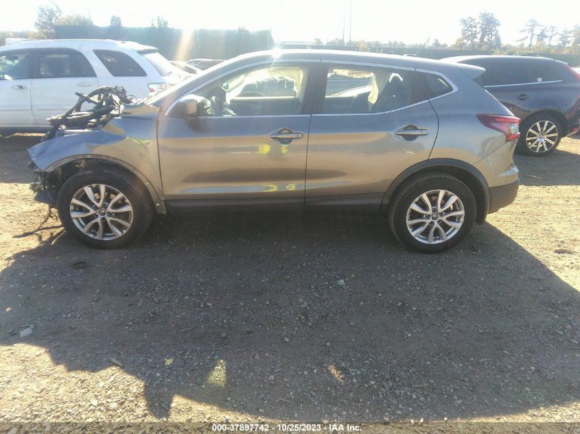 JN1BJ1CW4LW649705 Nissan Rogue Sport S 15