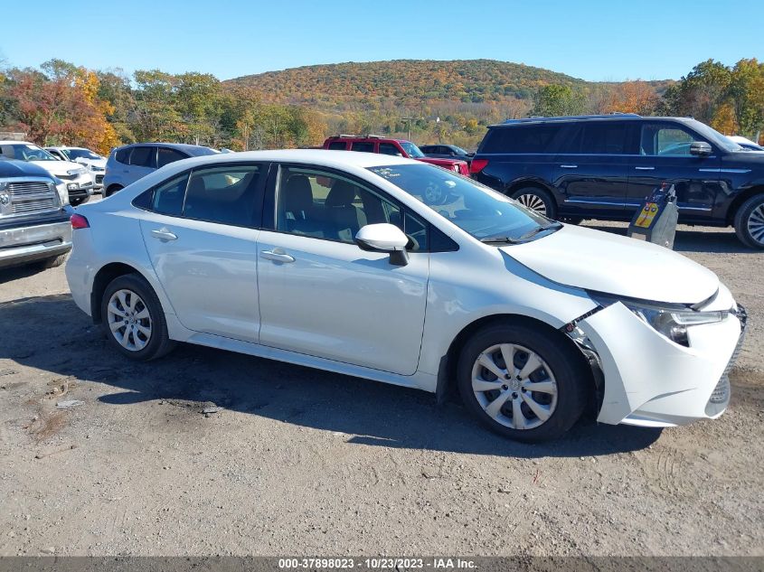 2022 TOYOTA COROLLA LE - JTDEPMAE8NJ196015