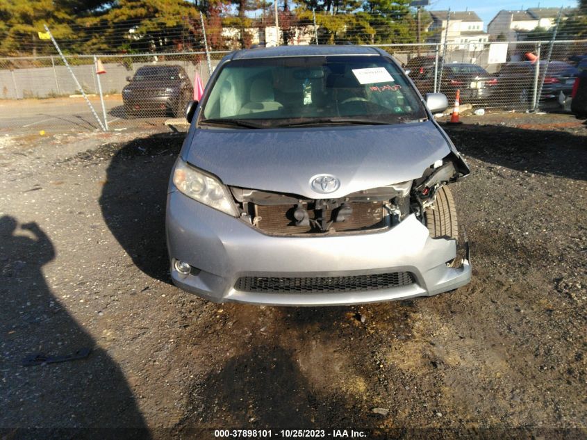 2014 TOYOTA SIENNA LE - 5TDJK3DC8ES077353