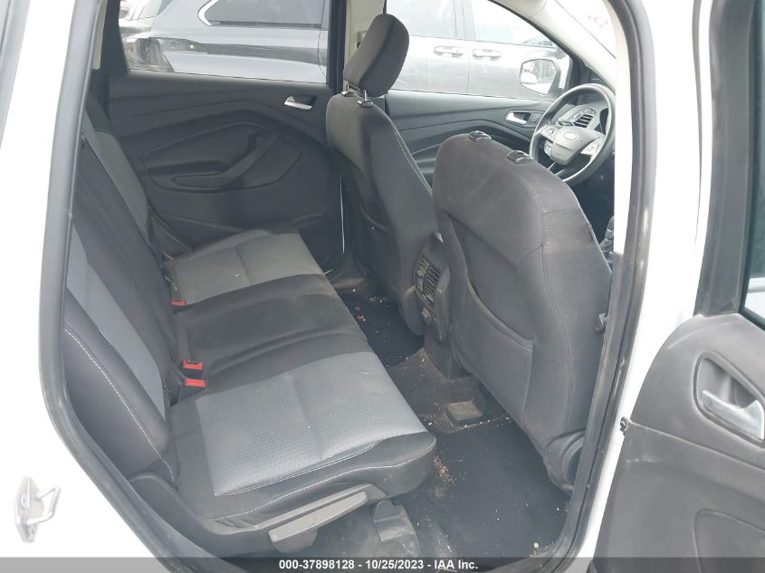 2019 FORD ESCAPE SE - 1FMCU9GD0KUB31452