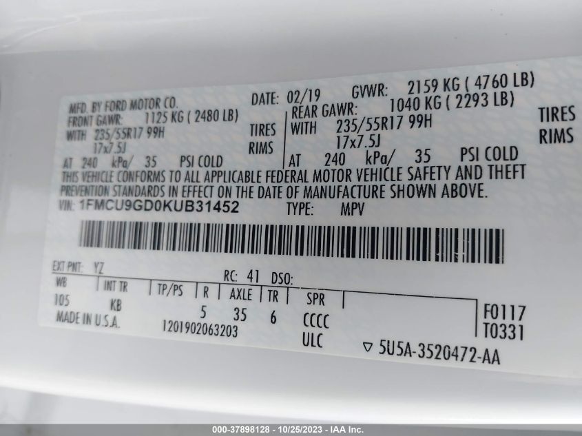 2019 FORD ESCAPE SE - 1FMCU9GD0KUB31452