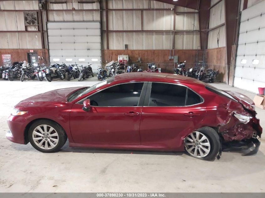 2018 TOYOTA CAMRY LE/SE/XLE/L - 4T1B11HK2JU667868