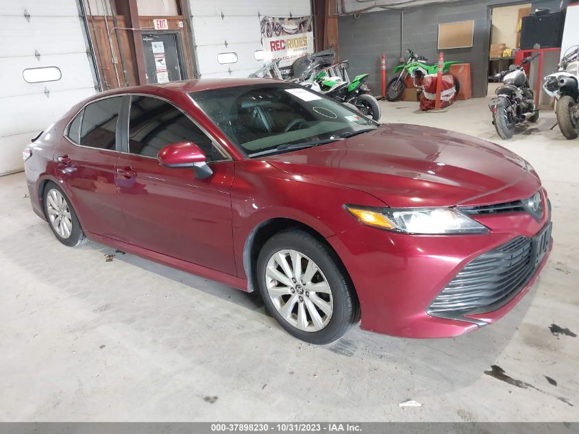 2018 TOYOTA CAMRY LE/SE/XLE/L - 4T1B11HK2JU667868