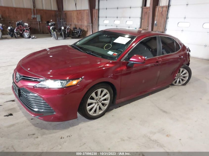 2018 TOYOTA CAMRY LE/SE/XLE/L - 4T1B11HK2JU667868