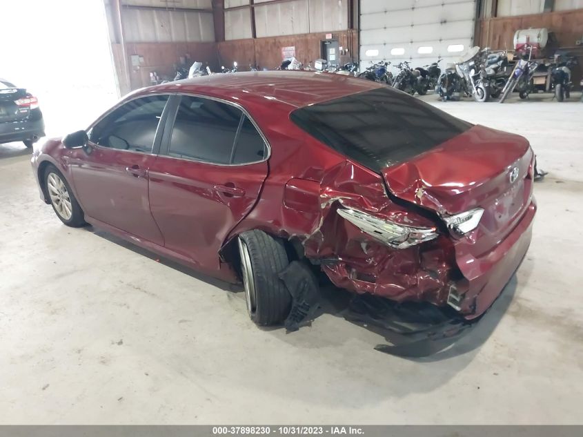 2018 TOYOTA CAMRY LE/SE/XLE/L - 4T1B11HK2JU667868