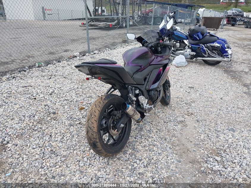 2023 YAMAHA YZFR3 A MH3RH18Y1PK012268