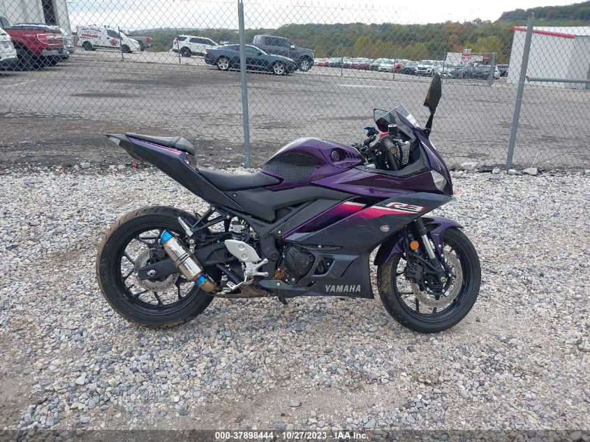 2023 YAMAHA YZFR3 A MH3RH18Y1PK012268