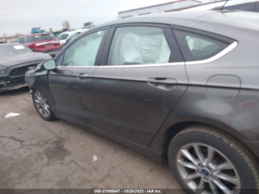 2017 FORD FUSION SE - 3FA6P0H70HR348745